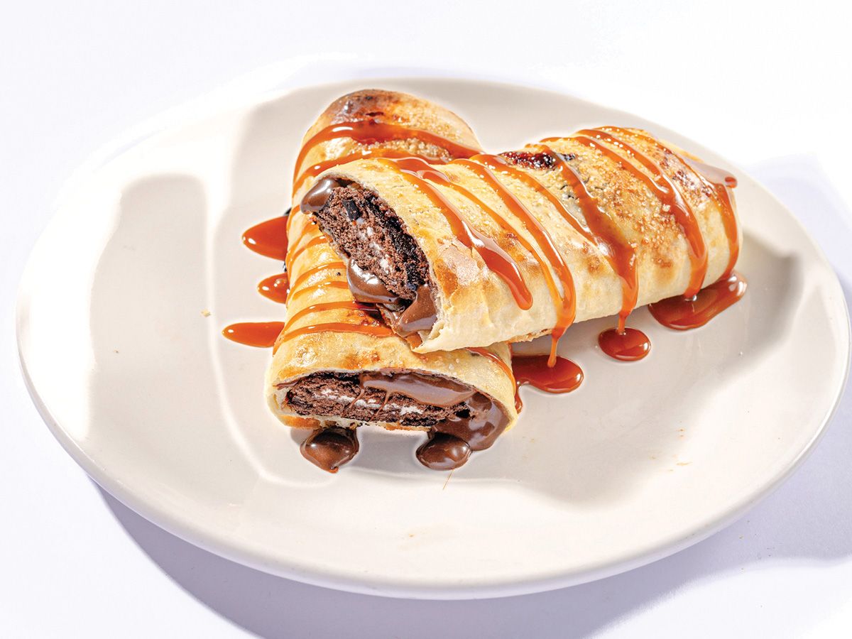 Cinnabon Pizza Roll