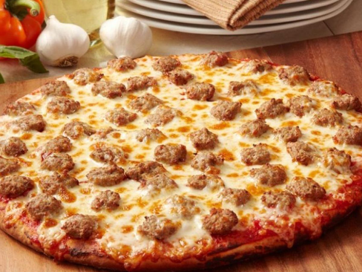 Baladi Sausage Italian Pizza
