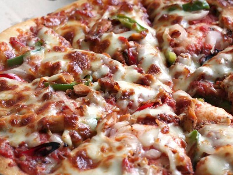 Alexandrian Sausage Oriental Pizza