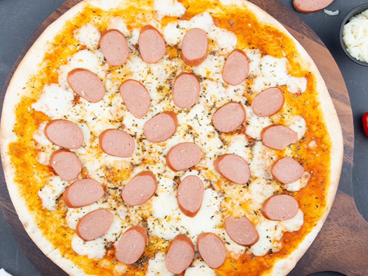 Alexandrian sausage pizza