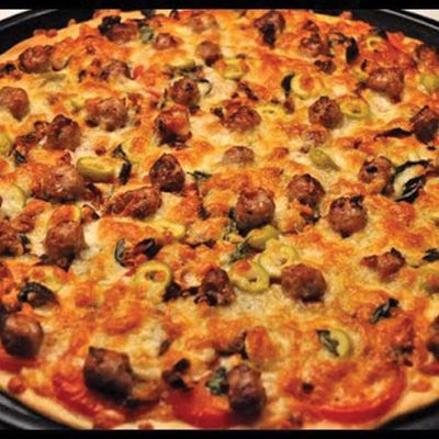 Oriental sausage pizza