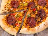 Salami Pizza