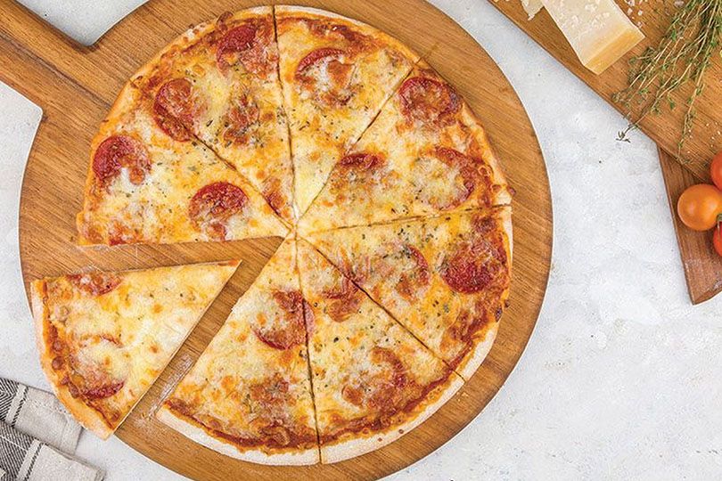 Salami Pizza