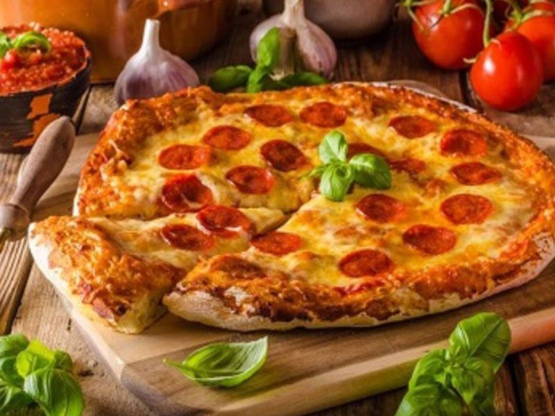 Diet Salami Pizza
