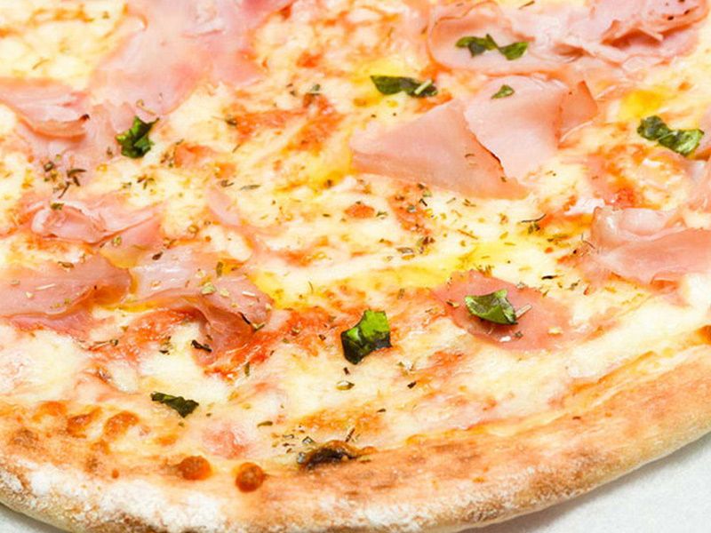 Smoked Turkey Italian Pizza