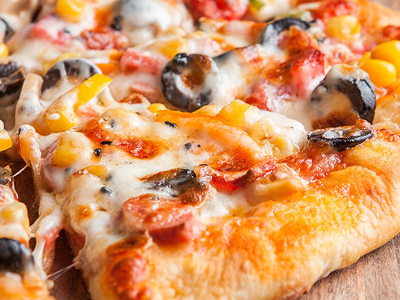 Super Chicken Super Supreme Pizza