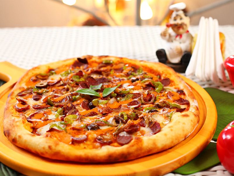 hot dog Pizza