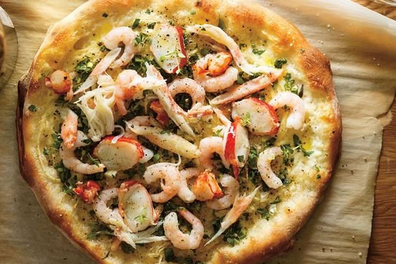 Seafood Pizza