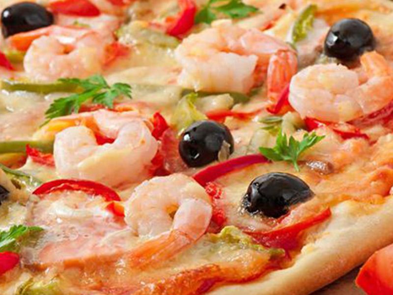 Seafood Pizza