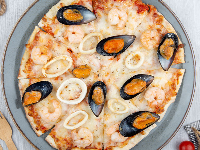 Seafood Pizza Large