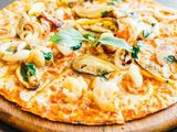 Seafood Pizza