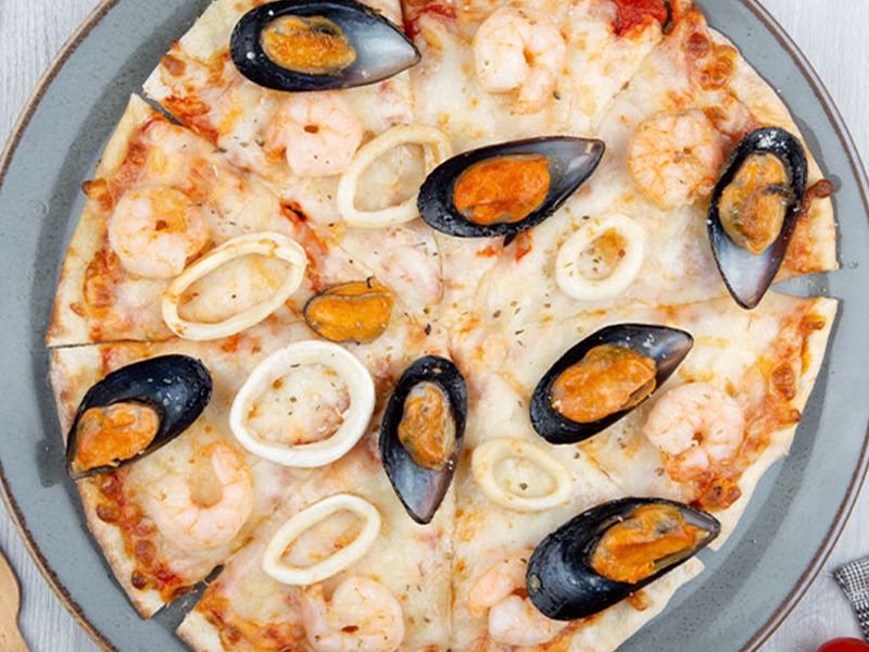 Seafood Pizza