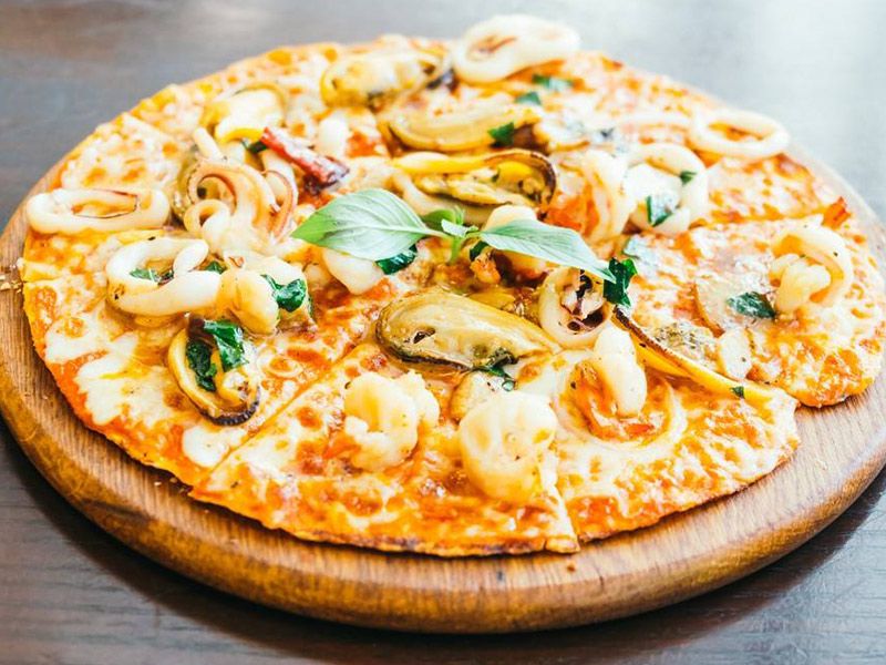 Seafood Pizza