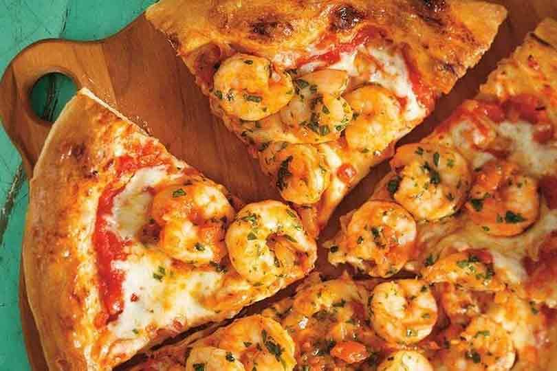 Seafood Pizza