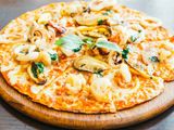 Seafood Pizza