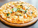 Seafood Pizza