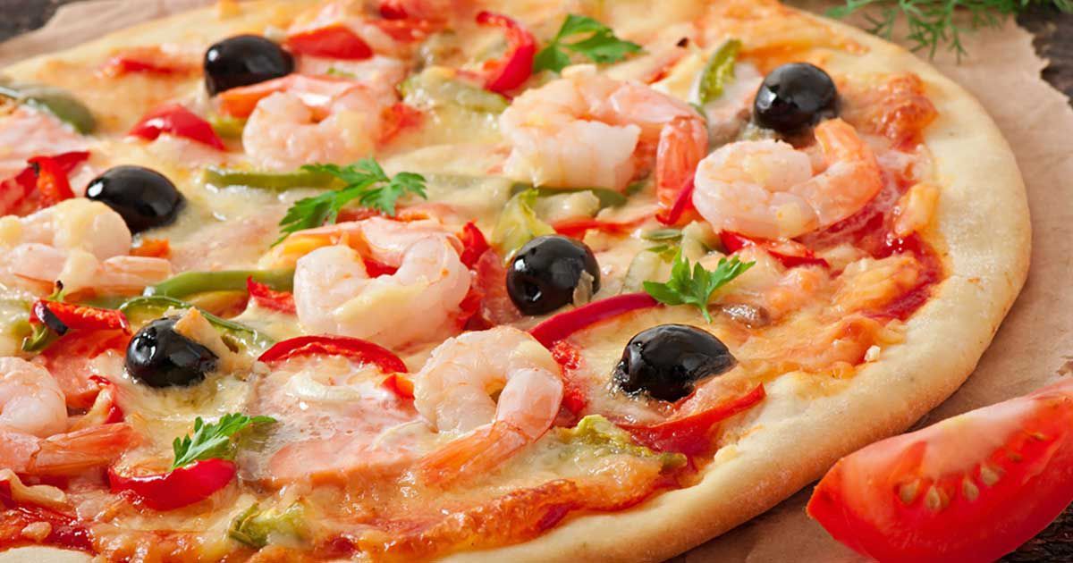 Bomb Friends Seafood Pizza