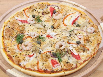Seafood Pizza