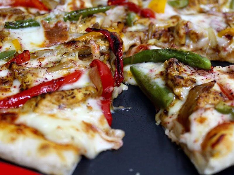 Chicken Shawerma Pizza