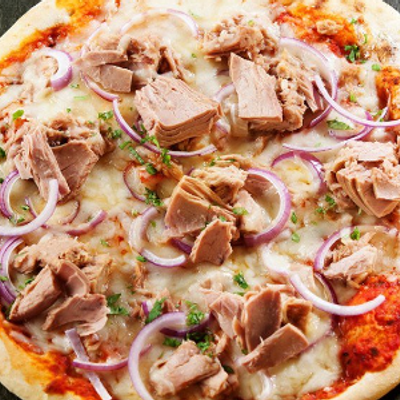Tuna Chunks Oriental Pizza