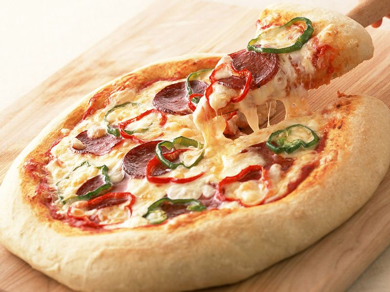 Pastrami Oriental Pizza