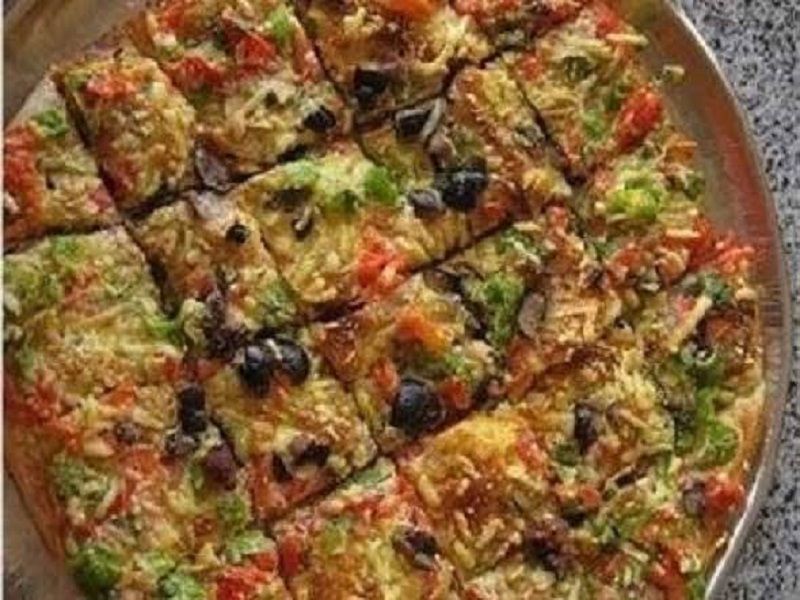 Tuna Chunks Oriental Pizza