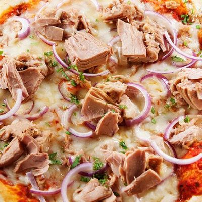 Tuna Chunks oriental Pizza