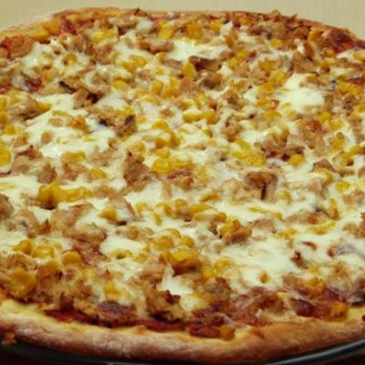 Eastern Flaked Tuna Pizza