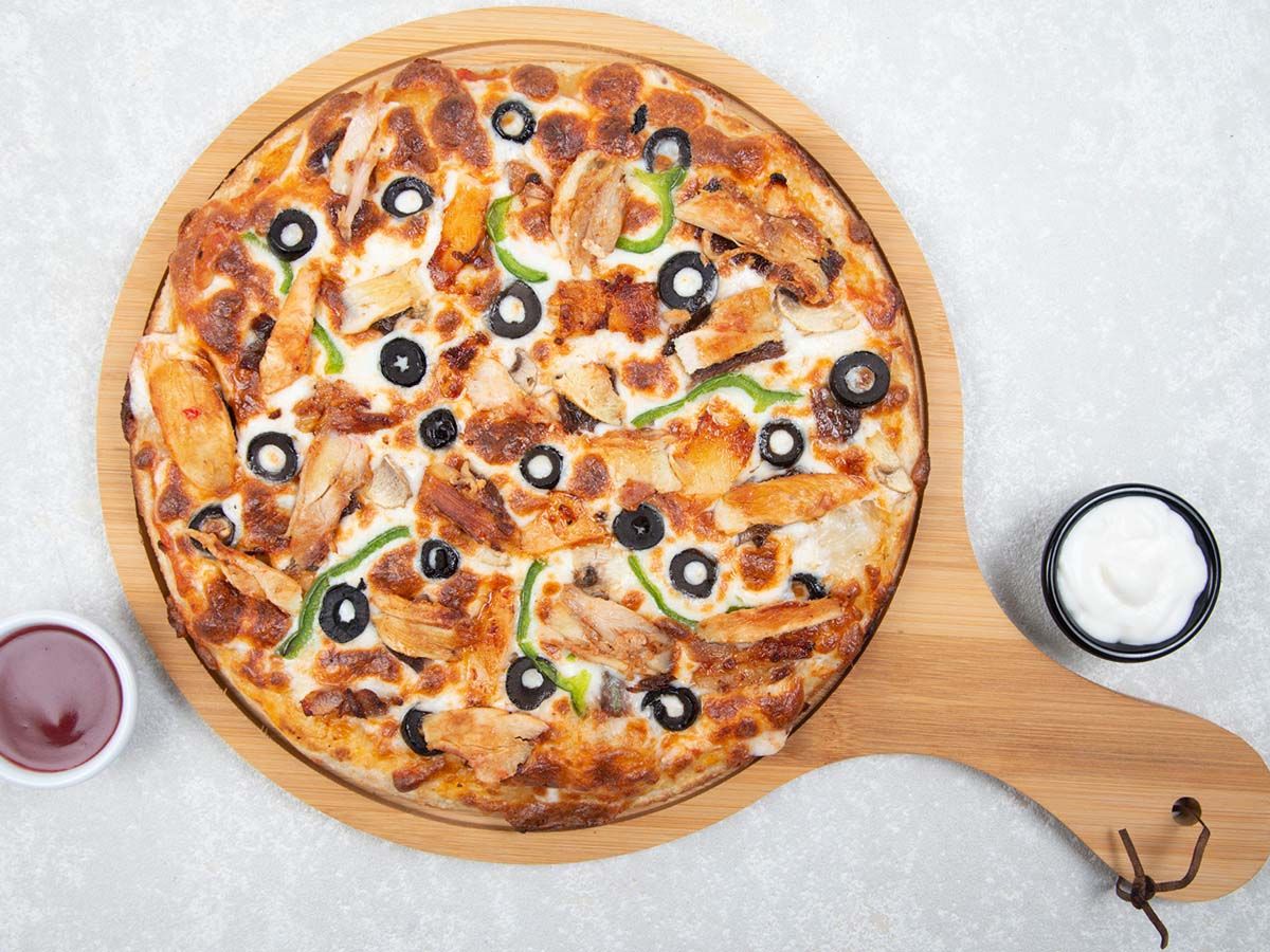 Hot Dog Oriental Pizza
