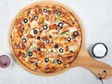 Hot Dog Oriental Pizza