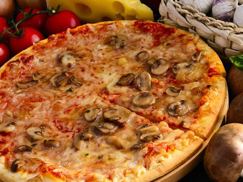 Mushroom Oriental Pizza