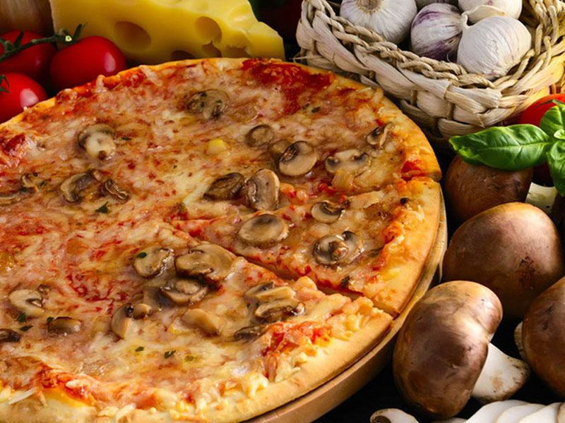 Mushroom Oriental Pizza