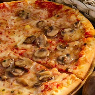 Mushroom Oriental Pizza