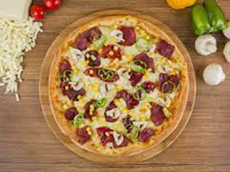 Pastrami Oriental Pizza