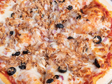 tuna oriental pizza
