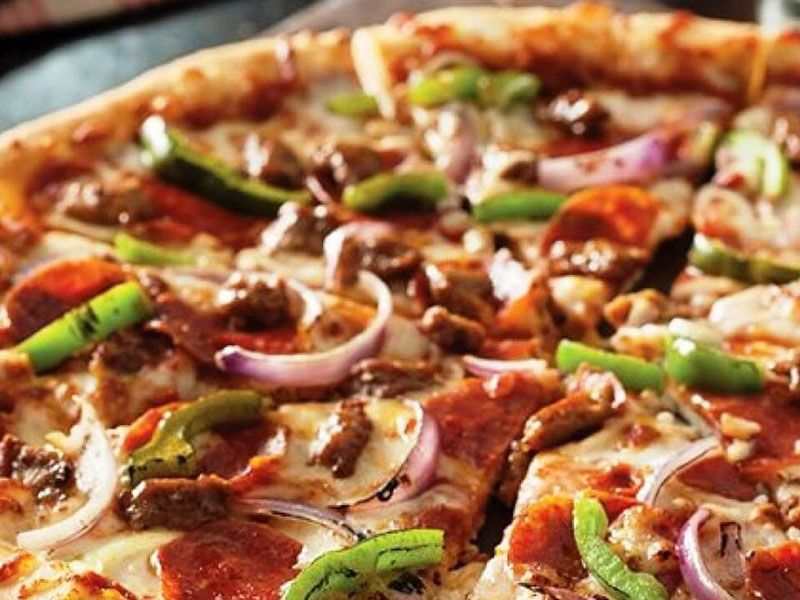 Tuna Oriental Pizza
