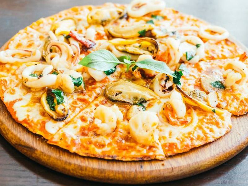 Seafood Oriental Pizza
