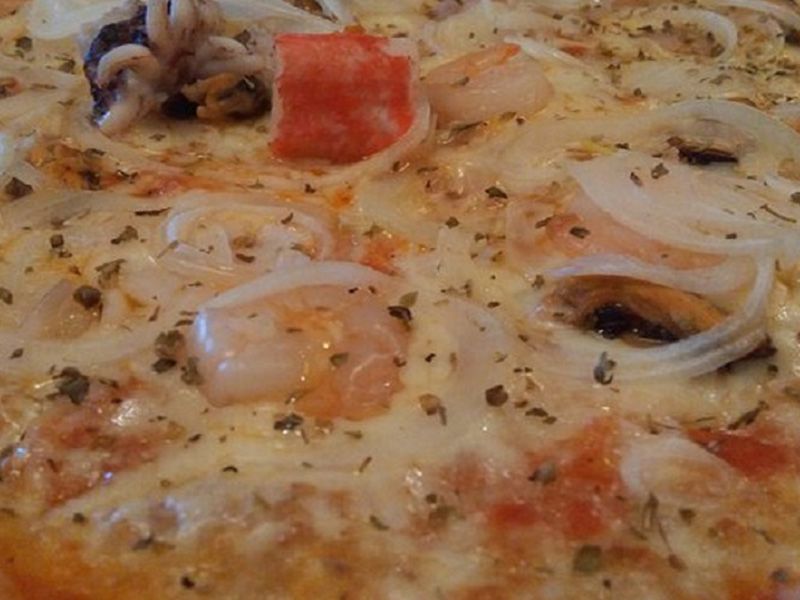 Seafood Oriental Pizza