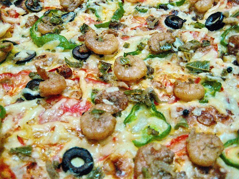 BBQ Chicken Oriental Pizza