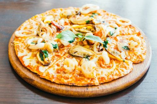 Seafood Oriental Pizza