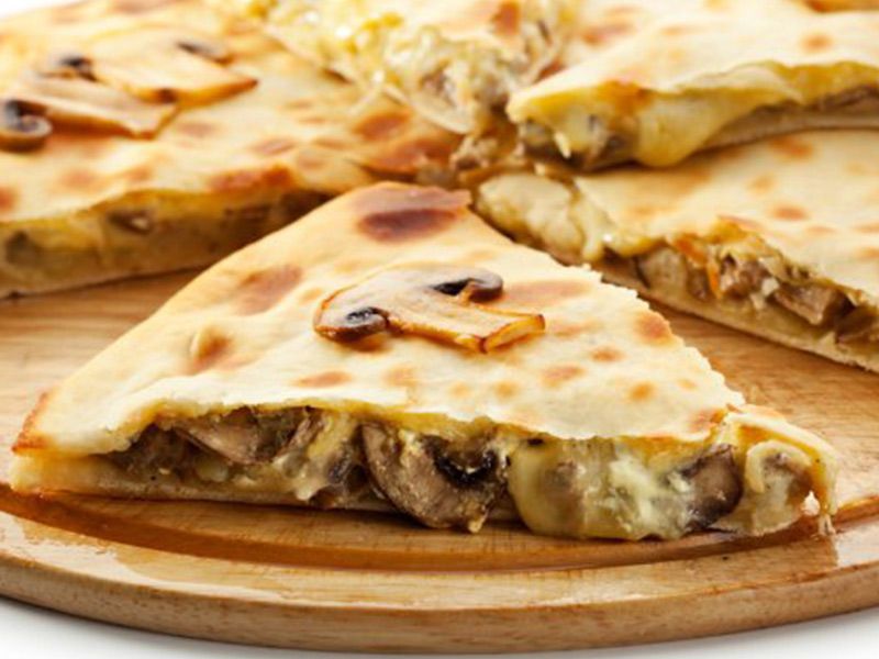 Mushroom Oriental Pizza