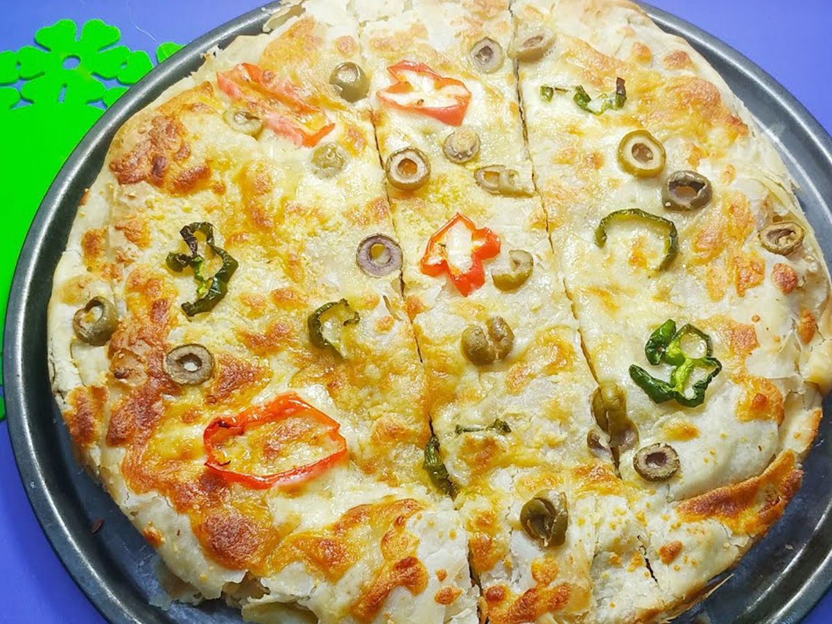 Oriental Mix Cheese Pizza