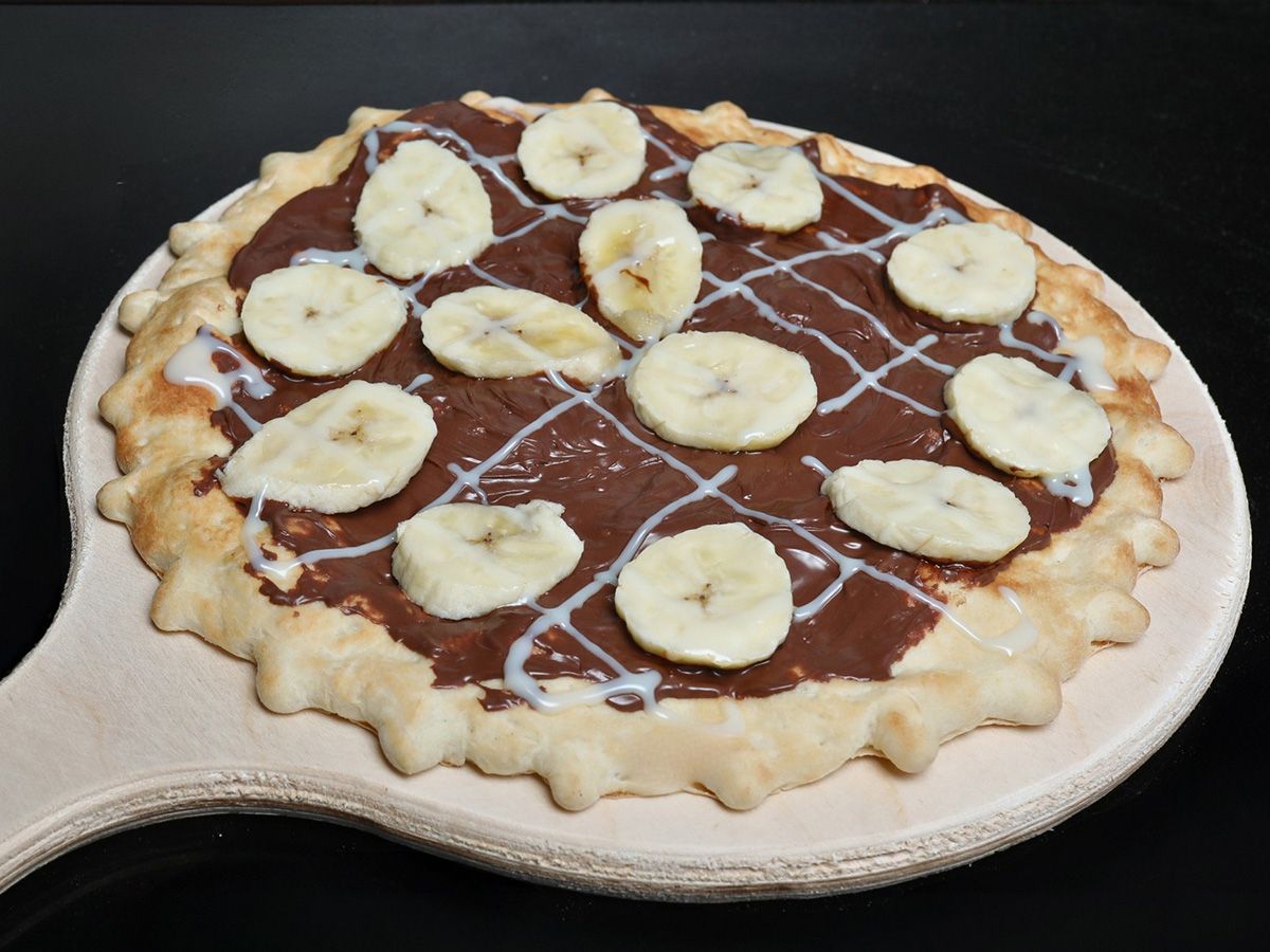 Chocolate pizza