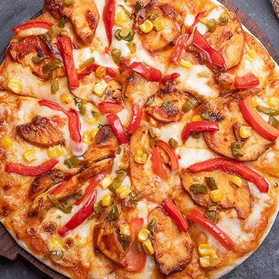 Shish Tawook Italian Pizza