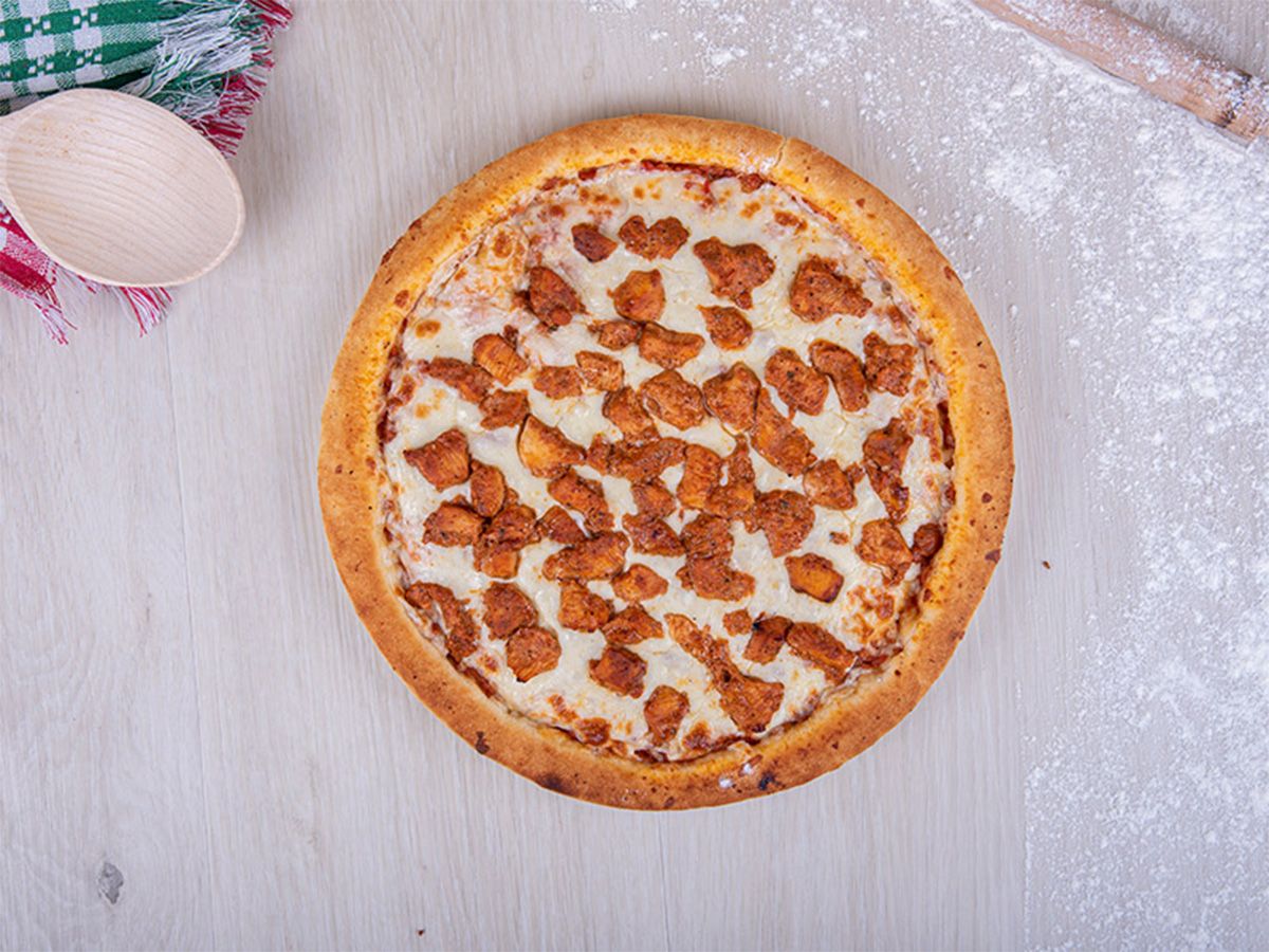 Shish Tawook Pizza