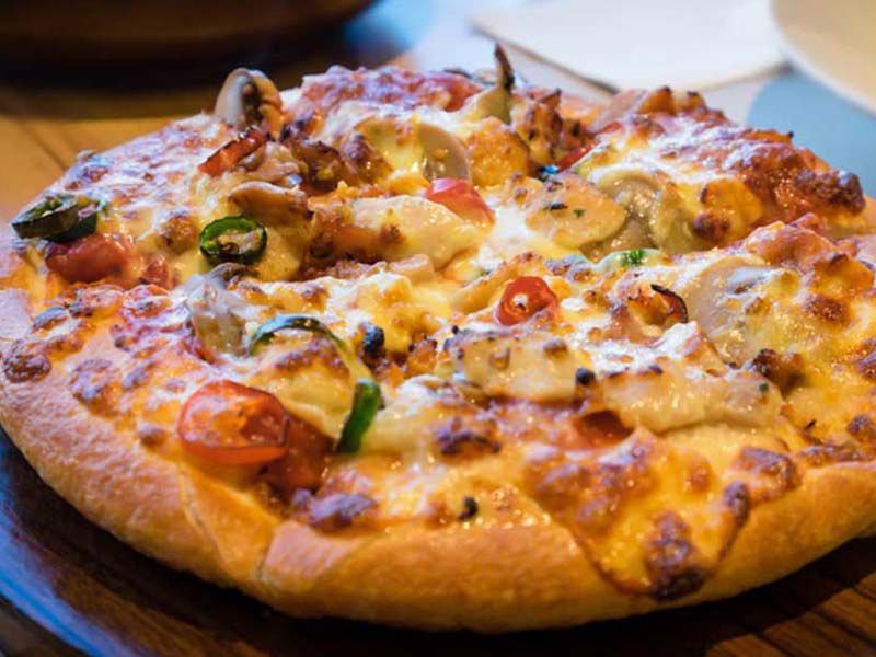 Charcoal Grilled Shish Tawook Pizza