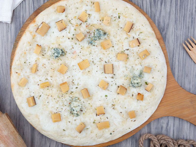 Five Cheese With Special Dough Sauce Pizza