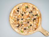 Fried Chicken Italian Pizza