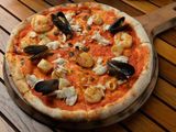 Frutti Di Mare Pizza
