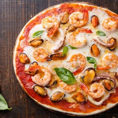 Seafood Pizza
